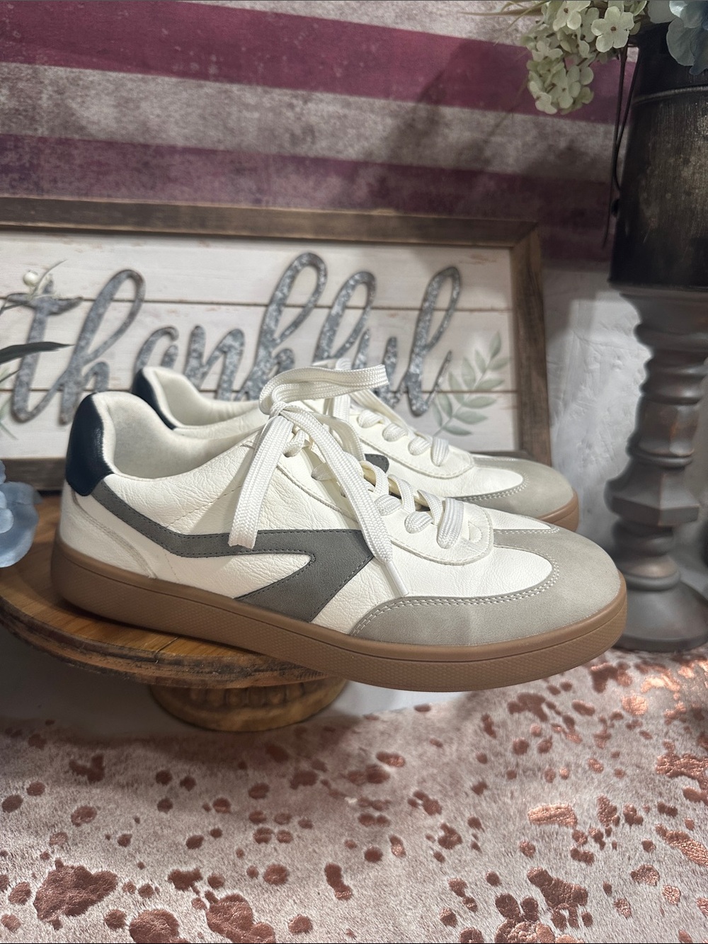 Dolce Vita White, Gray & Tan Low-Top Sneakers